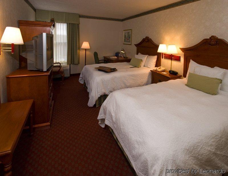 Hampton Inn Charlotte/Matthews Habitación foto